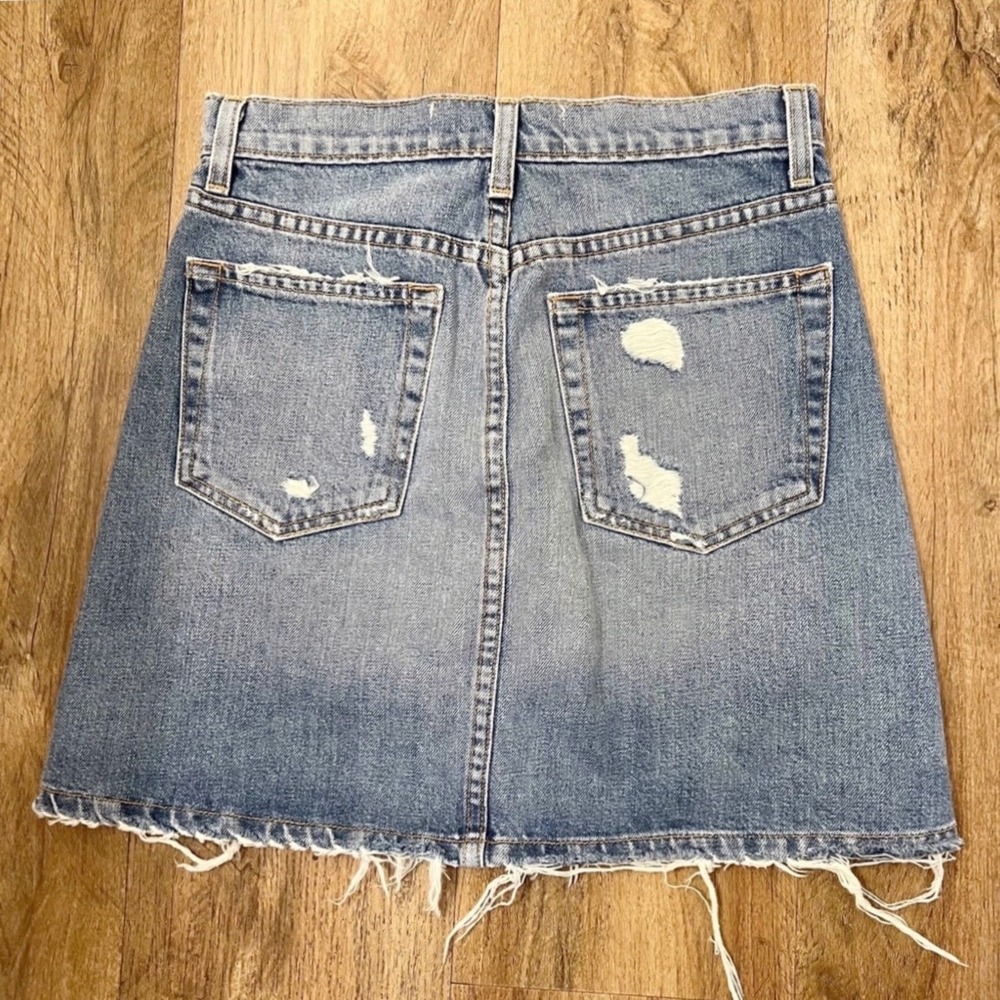 Reformation Sami Skirt‎ - Picture 5 of 12